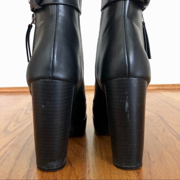 Black Zipper Platform Boots - Picture 4 of 4
